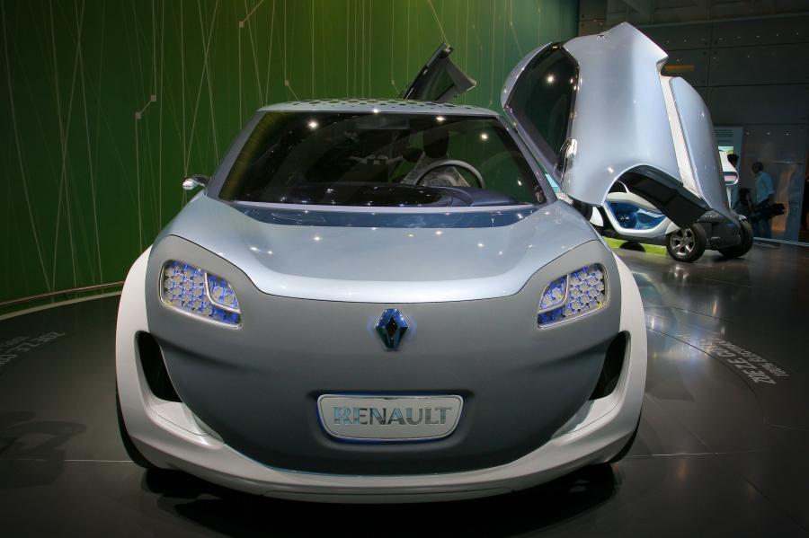  Renault ZOE Z.E. Concept 2009 года  (фото 2 из 95)